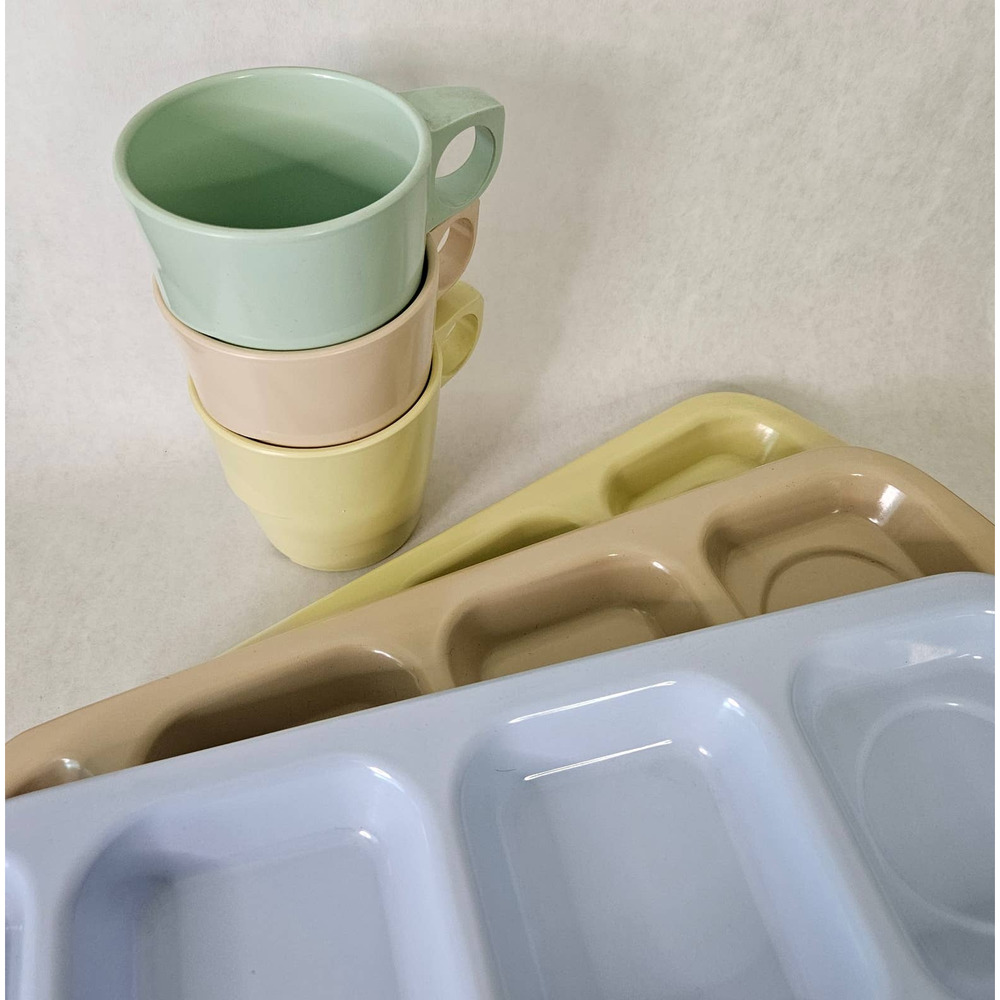 Vintage Libbey Restraware Melamine Cafeteria Trays & Mugs Set